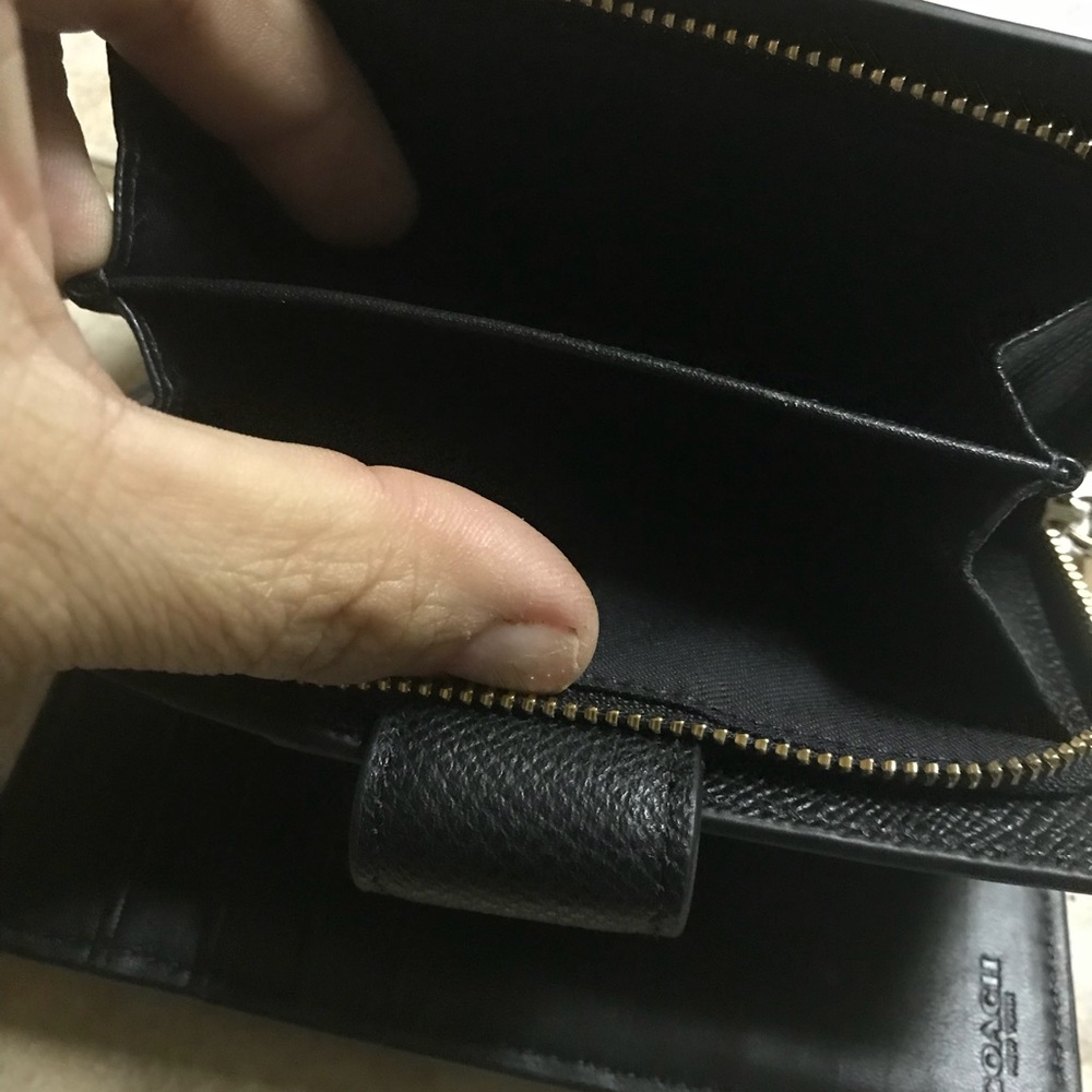 Wallet by coach - Picture 4 of 4